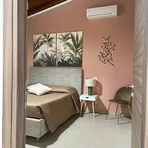 La Casetta Di Sophia Torrenova (Sicily)